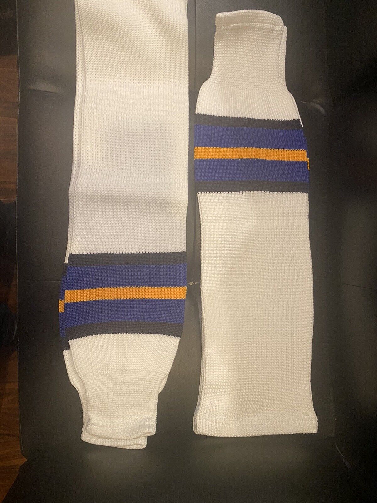 St Louis Blues Vintage 90’s White Knit Hockey Socks Nhl Team Colours  28” New