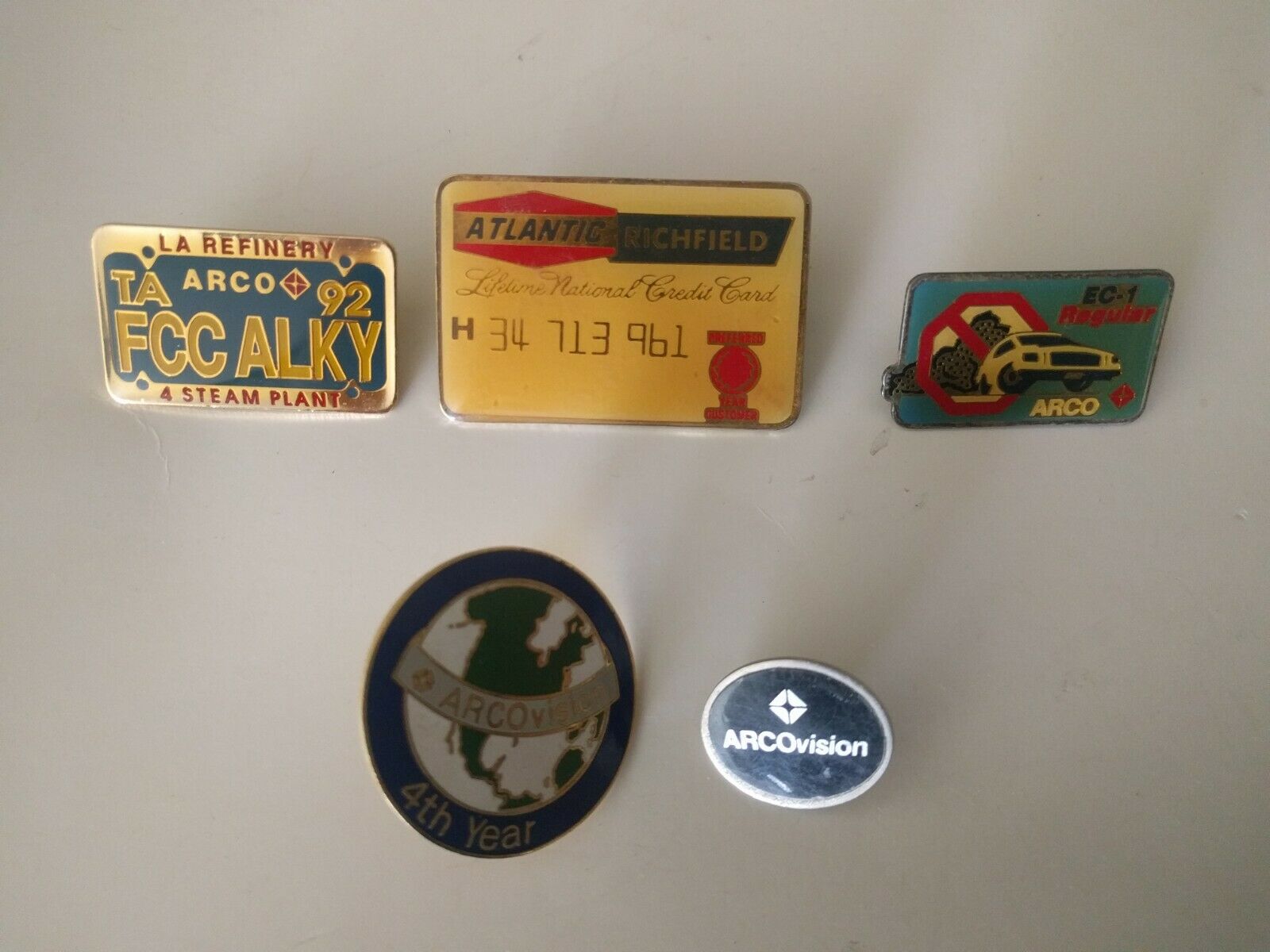 Rare Atlantic Richfield Arco Employee Pins Credit Card License Plate Oil Vision