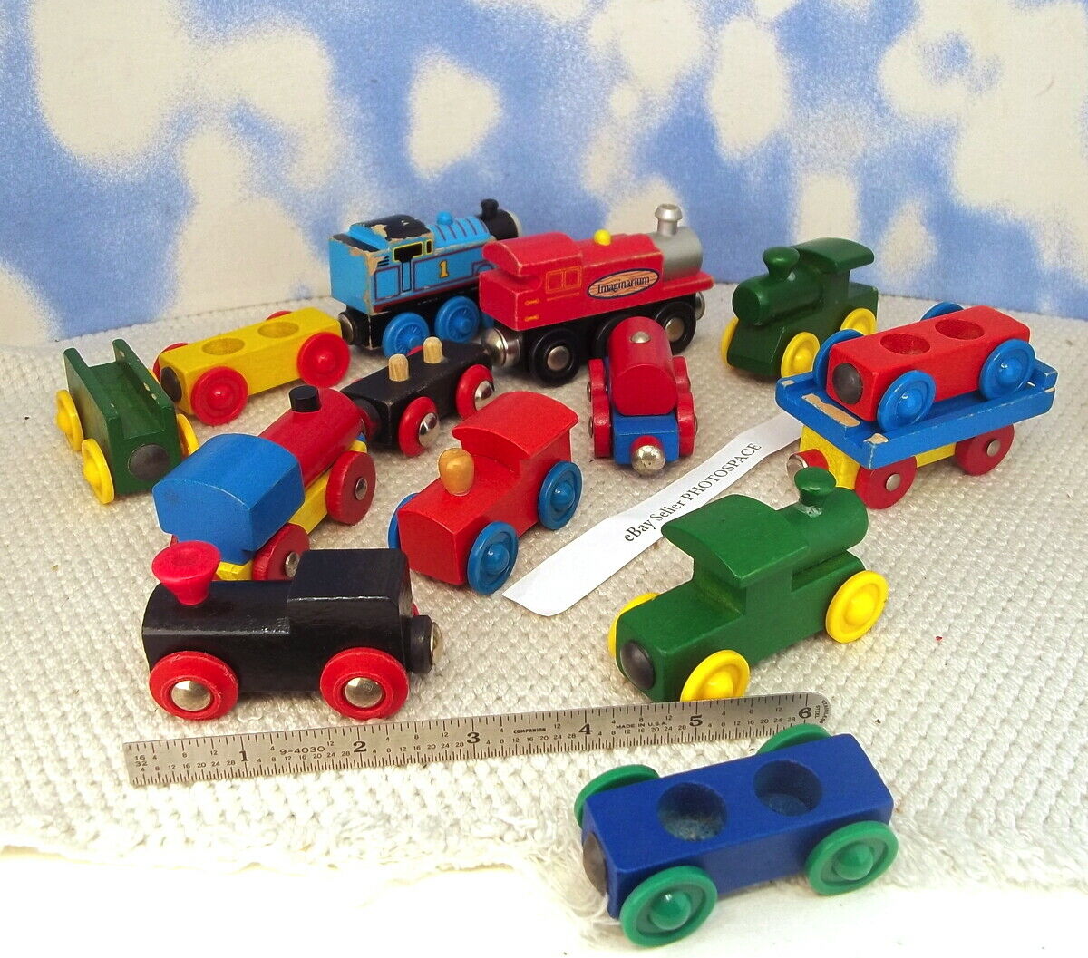 A Bunch Of Wooden Toy Train Cars & Engines Imaginariun Thomas Brio More (8a)