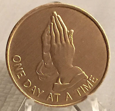 Praying Hands One Day At A Time Medallion Coin Aa Chip Bronze Serenity Prayer